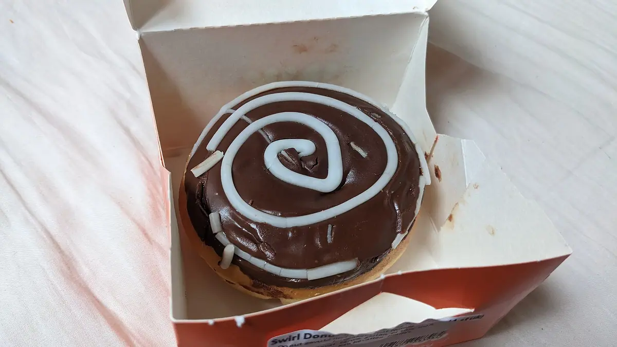 Dolly Donuts – doughnut shop in Blackbrook, London